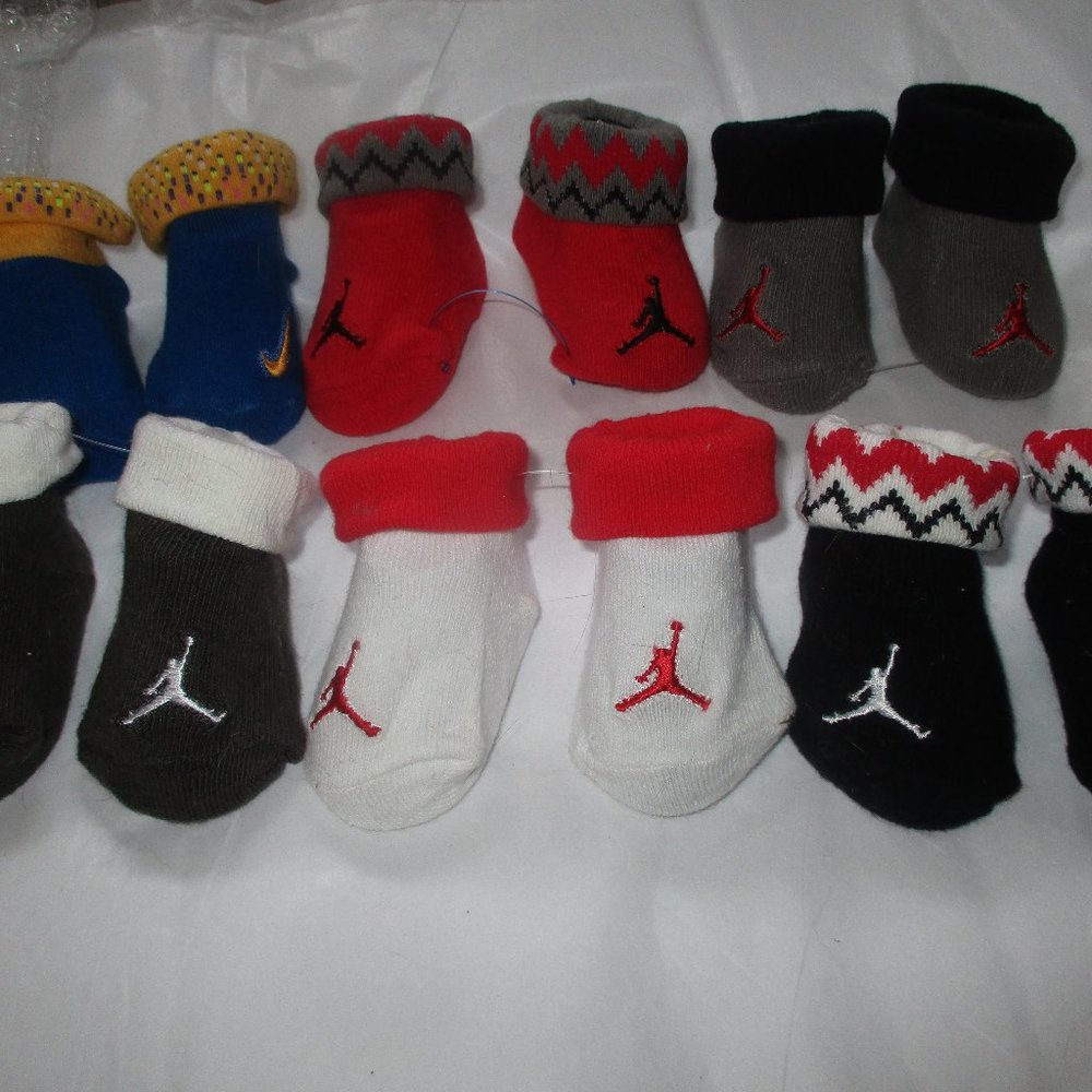 6 Pair Infant NIKE MICHAEL JORDAN Socks-0-6mo